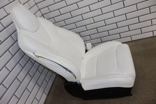 16-20 Tesla Model X Front Right Power Leather Seat (White) For Parts Or Repair