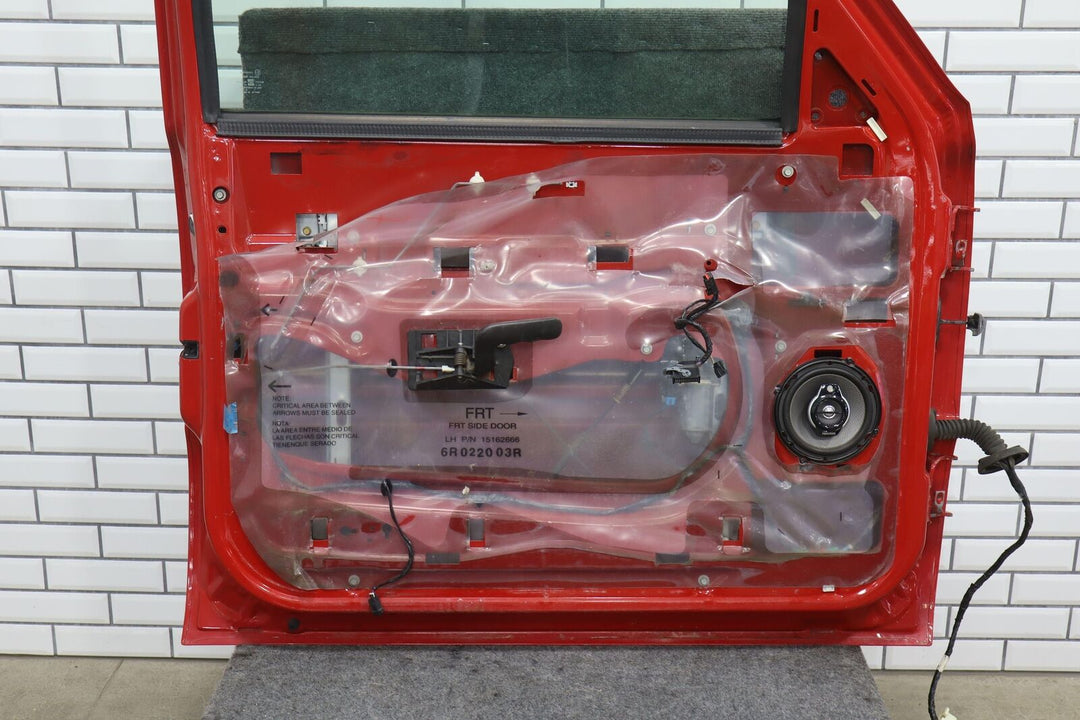 03-07 GMC Sierra Crew Cab Left LH Front Power Door Assembly (Fire Red 74U)