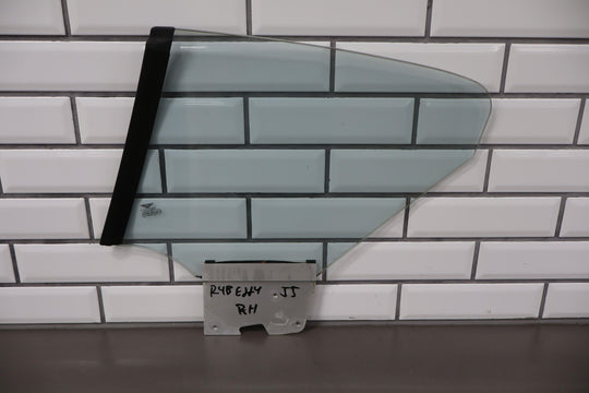 https://i.ebayimg.com/00/s/MTA2N1gxNjAw/z/GDoAAOSwCAlm8yQn/$_57.JPG?set_id=2
