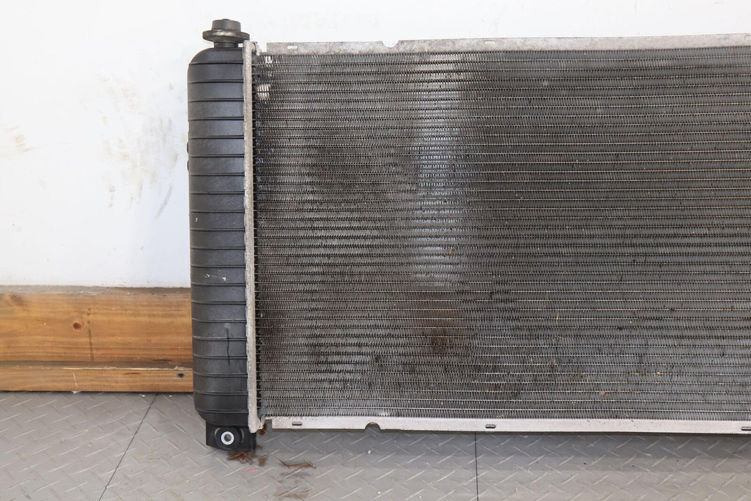 05-13 Chevy Silverado / Avalanche (5.3L) Radiator W/ Condenser & Shroud (150K)