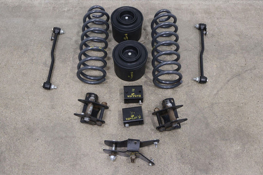 13-18 Ram 1500 Crew Cab Rough Country Rear 6" Lift Kit W/Springs (See Photos)