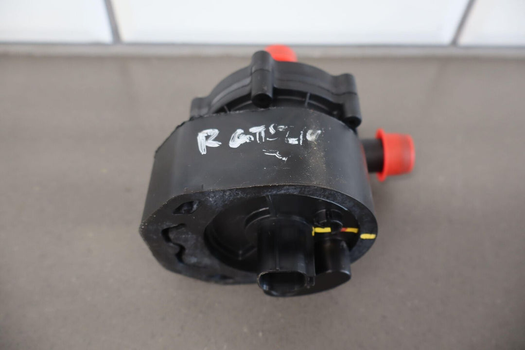 2016 Tesla Model X Electric Coolant Pump 1037328-00-F