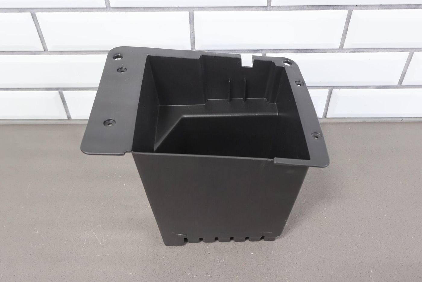 03-07 Hummer H2 Center Console Cubby Insert (Black) OEM