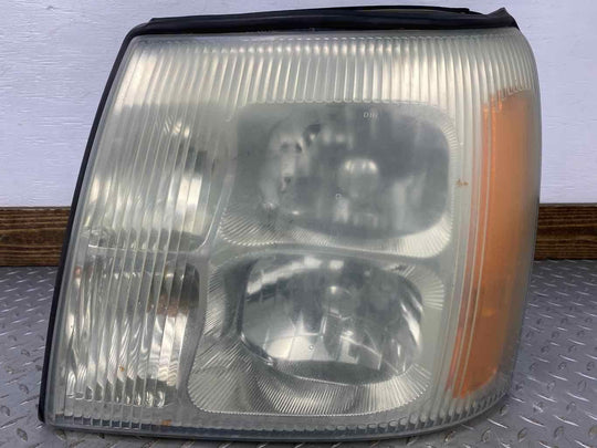 05-06 Cadillac Escalade EXT Left LH HID Headlight (Hazey Lense) Tested 10010789