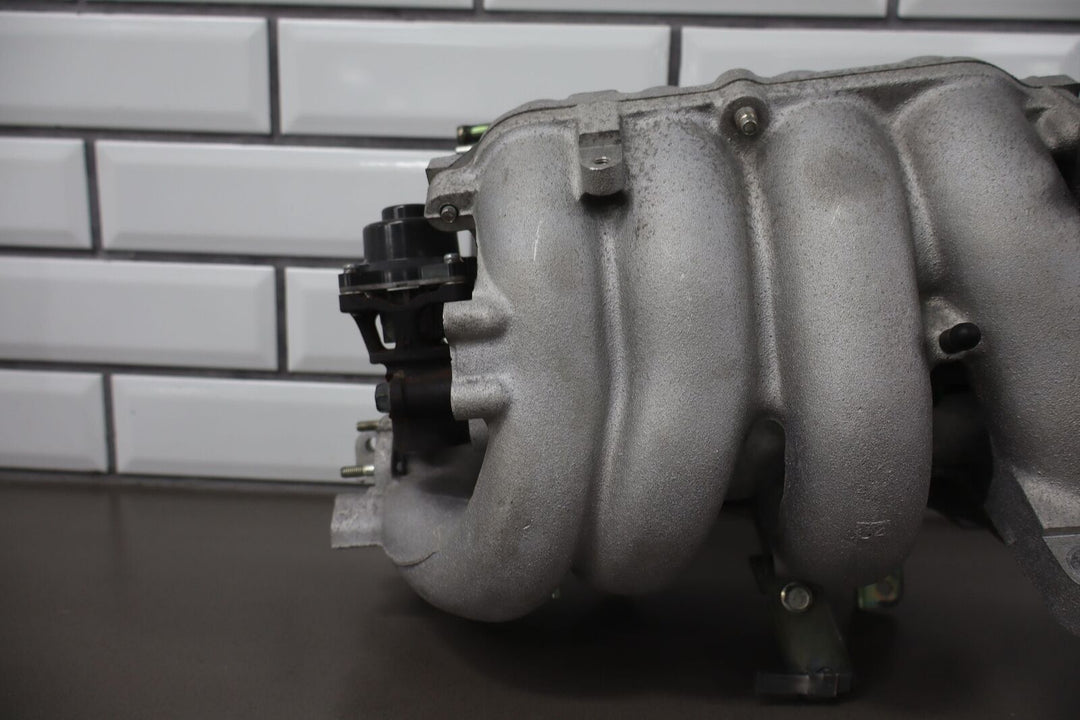 99-00 Mazda Miata NB Upper & Lower Intake Manifolds OEM BP5A13100A