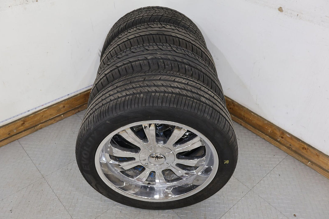 99-06 Tahoe/Suburban/Yukon 6x5.5 Falken 22" Wheel/Tire Set (See Description)