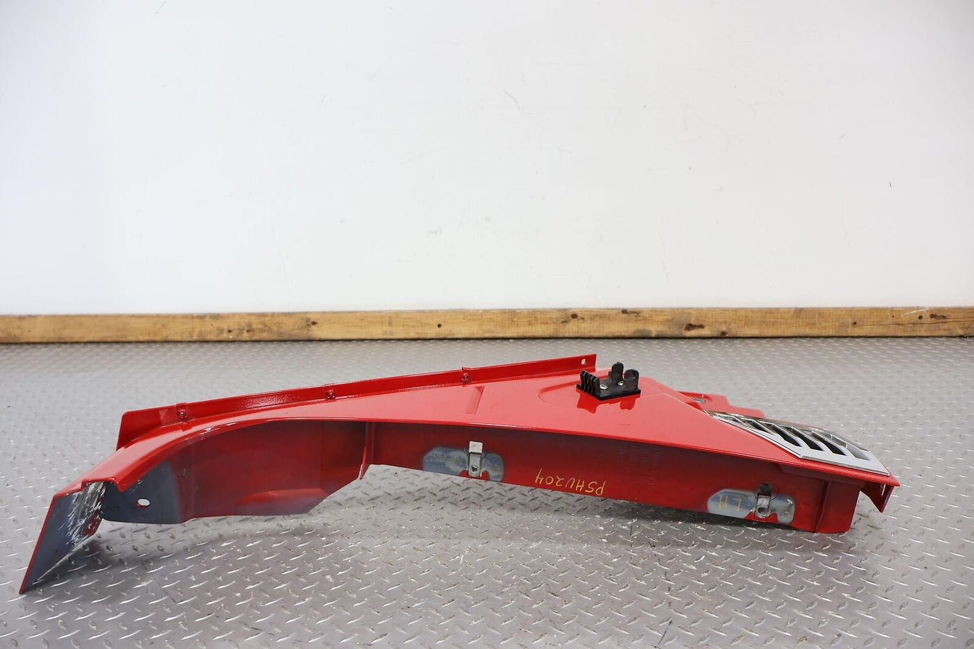 03-09 Hummer H2 Left LH OEM Front Fender Bare (Victory Red 43U) See Notes