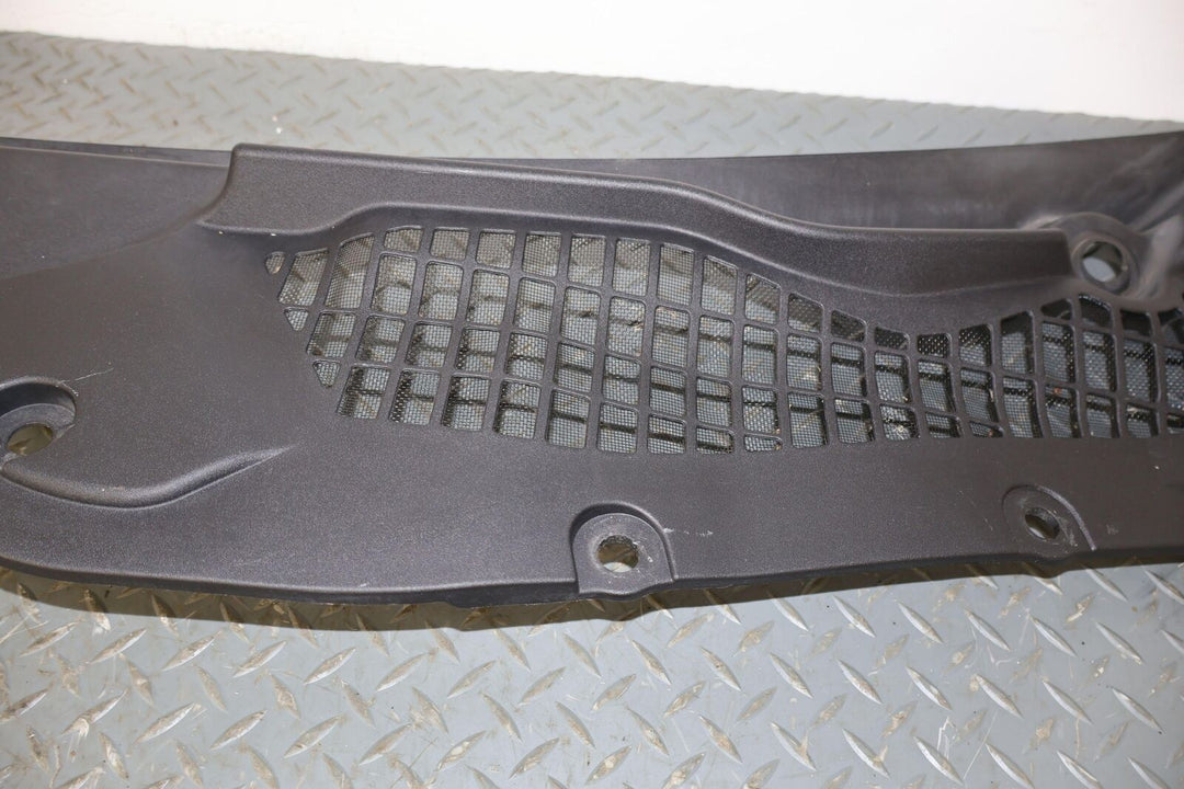 15-20 Ford Mustang Coupe Front Center Cowl Vent Panel (Textured Black)