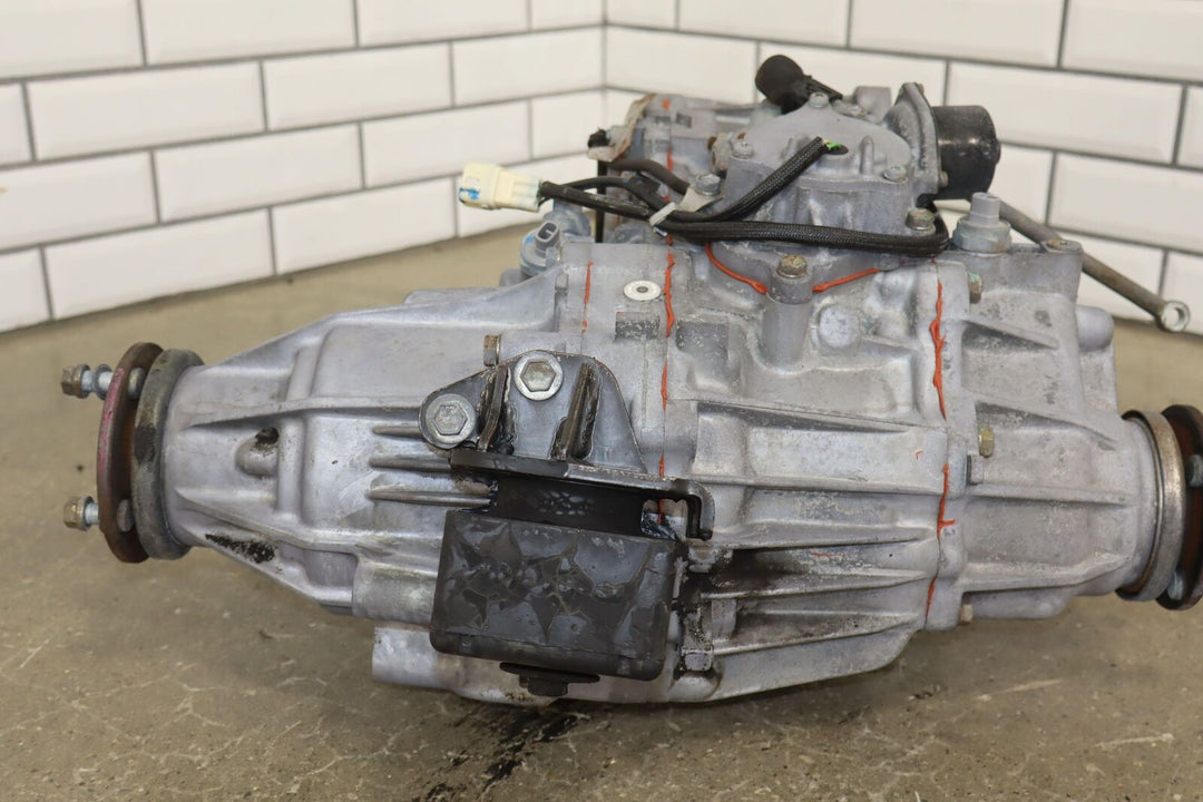 95-98 Toyota Land Cruiser 96-98 LX450 Manual Transfer Case 3613060790