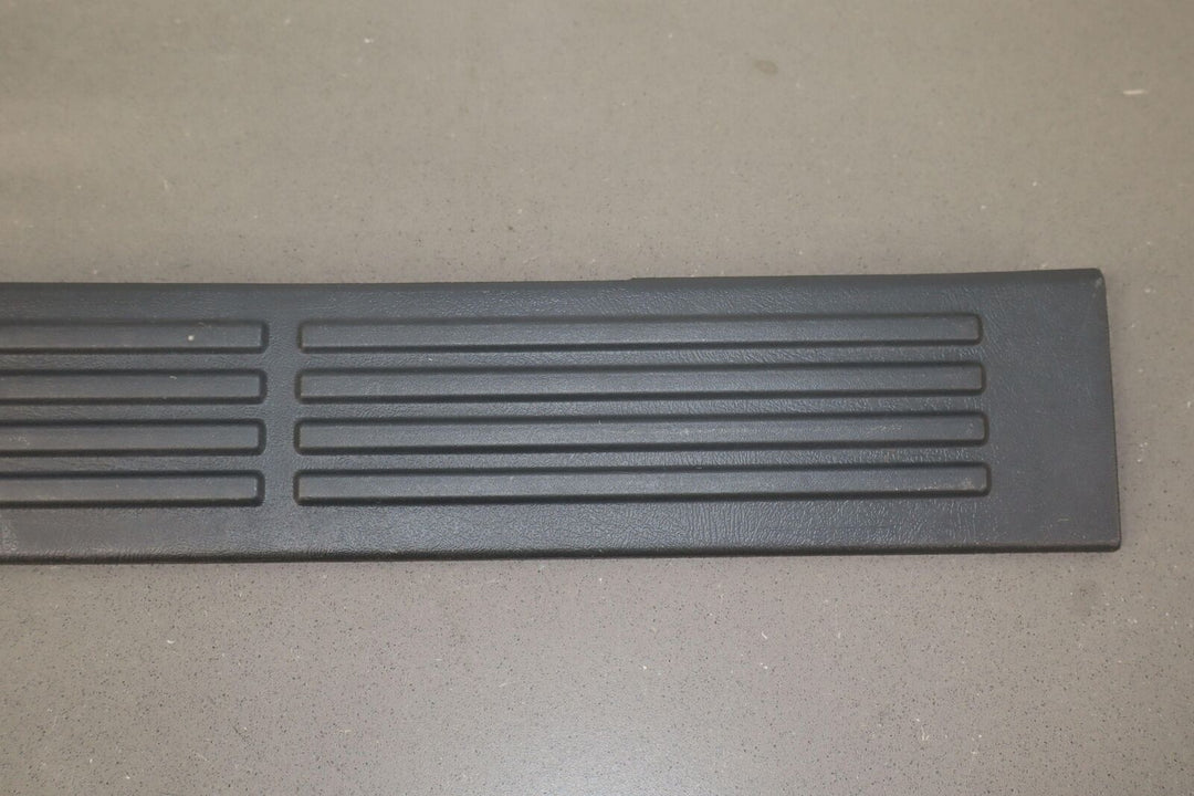 2001-2007 Chevy/GMC Silverado Sierra Crew Cab Door Sill Plates (4) Graphite