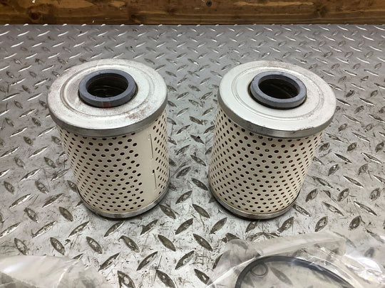 01-06 BMW M3L6 Pair of Champion 55160T Engine Oil Filters NIB