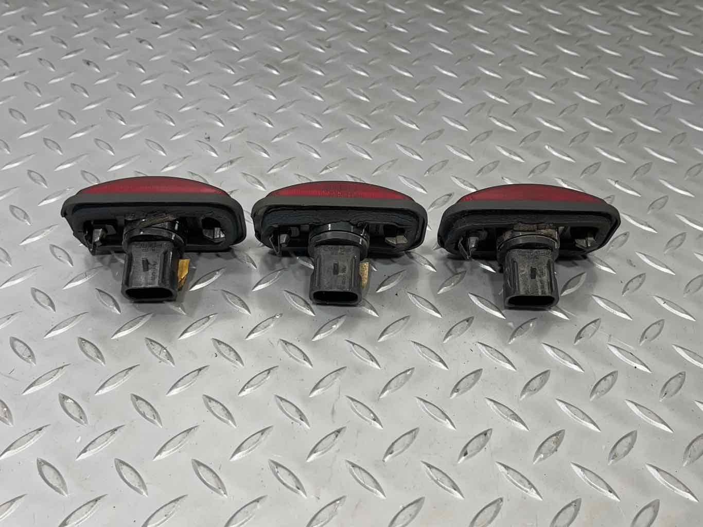 03-07 Hummer H2 Rear Hatch Mounted Marker Clearance Lights (Red) 3PCS See Notes