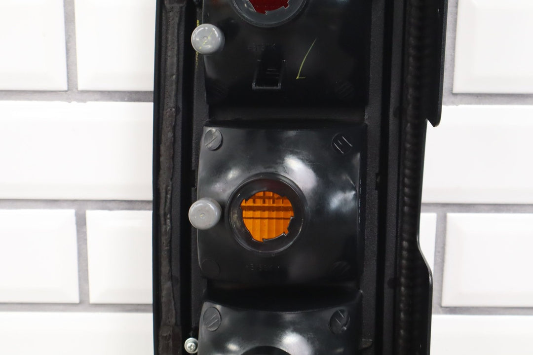 https://i.ebayimg.com/00/s/MTA2N1gxNjAw/z/QPgAAeSwdIJpyr6n/$_57.JPG?set_id=8800005007