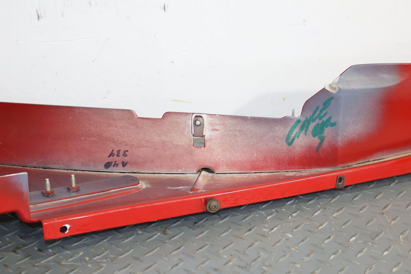 03-09 Hummer H2 Right RH OEM Front Fender Bare (Victory Red 43U) See Notes