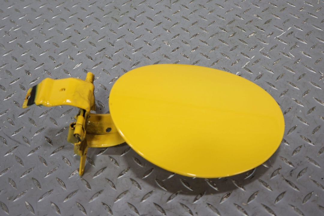 97-04 Chevy C5 Corvette Fuel / Gas Tank Filler Door Cover (Millenium Yellow 79U)