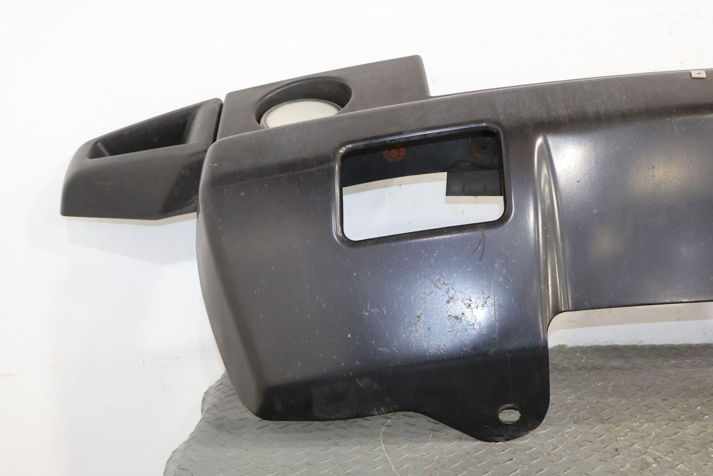 03-09 Hummer H2 Front Bumper W/ Textured Black Covers & Fog Lights (See Notes)