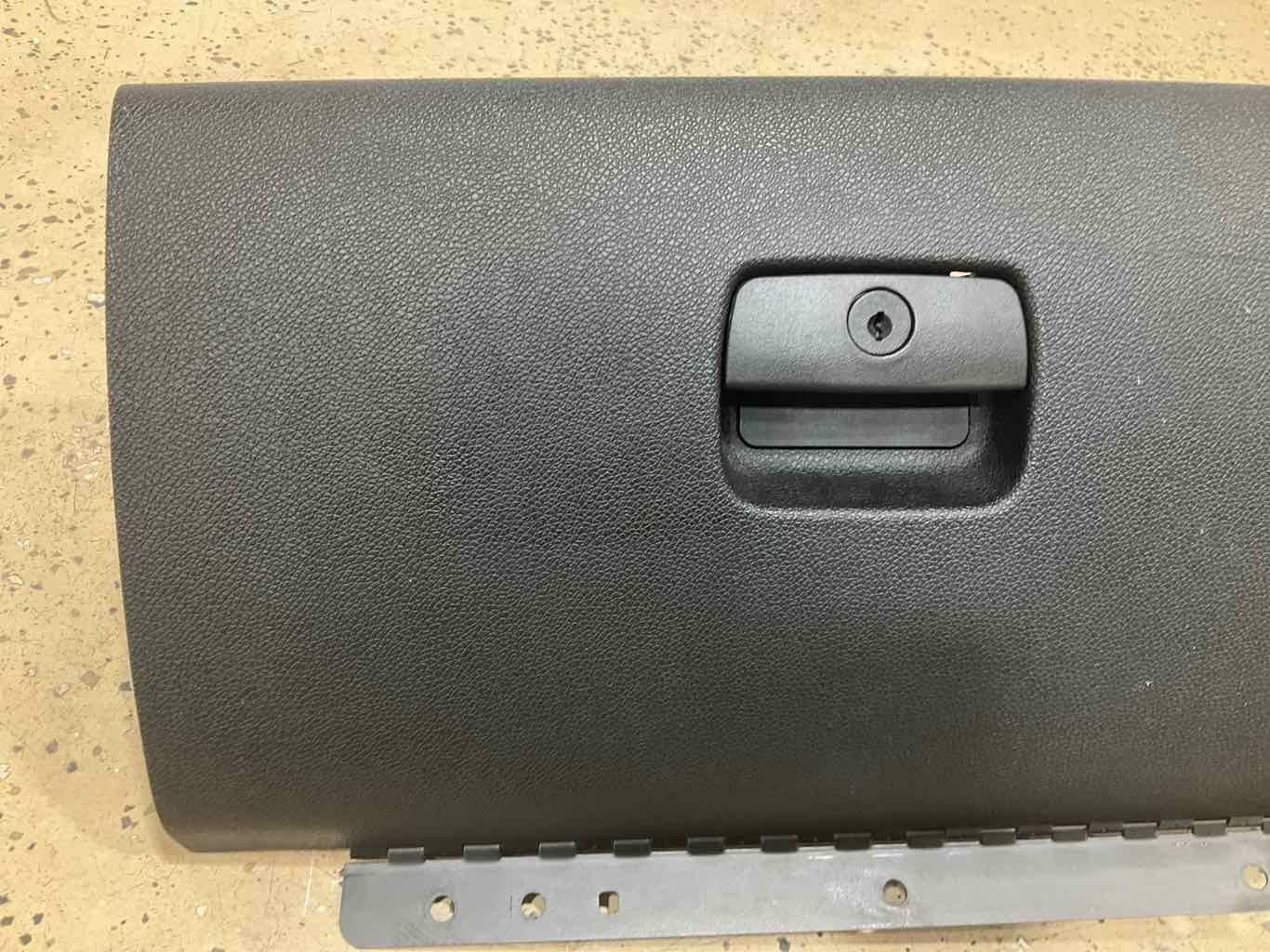 08-09 Hummer H2 Glove Box Door (Black 19I) See Description