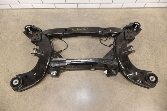 15-16 Dodge Challenger R/T Rear 6.4L Bare Undercarriage Crossmember (89K)