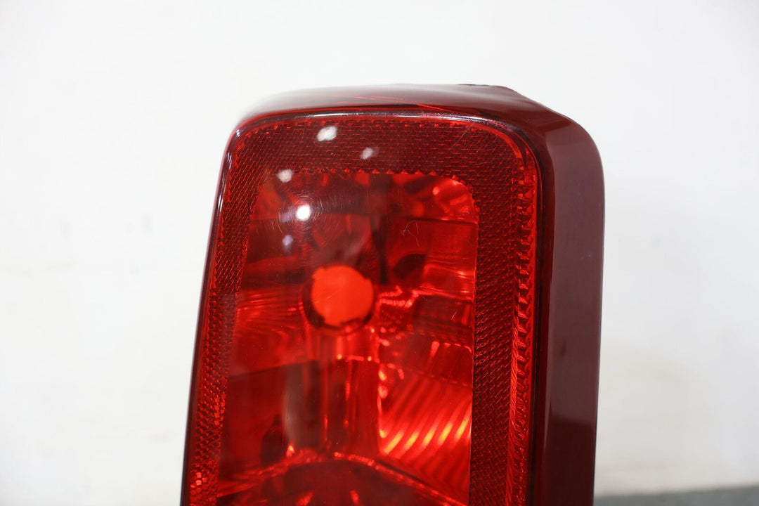 02-06 Cadillac Escalade Short WB Rear Left LH Tail Light Lamp (Tested) OEM