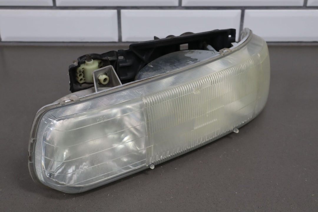 99-02 Chevrolet Silverado / 00-06 Tahoe Suburban OEM Headlight Set (Left/Right)