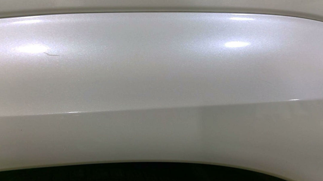 03-09 Lexus GX470 Driver Left Rear Quarter Panel Molding (Blizzard Pearl)