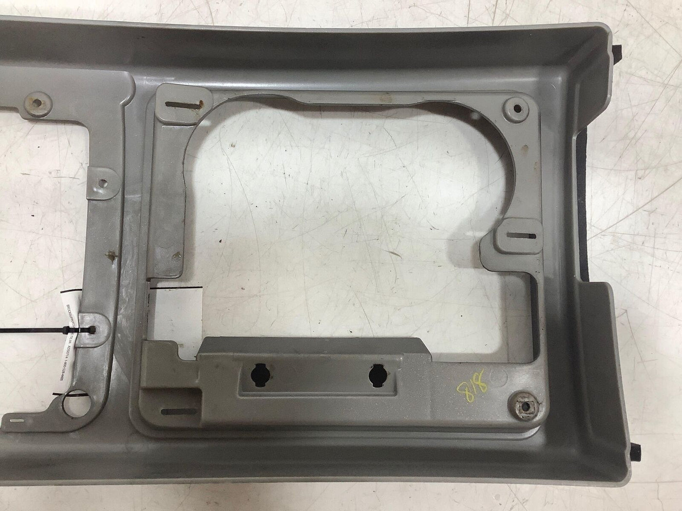 03-07 Hummer H2 Center Console Top Trim Panel Cover Arm Rest Surround OEM