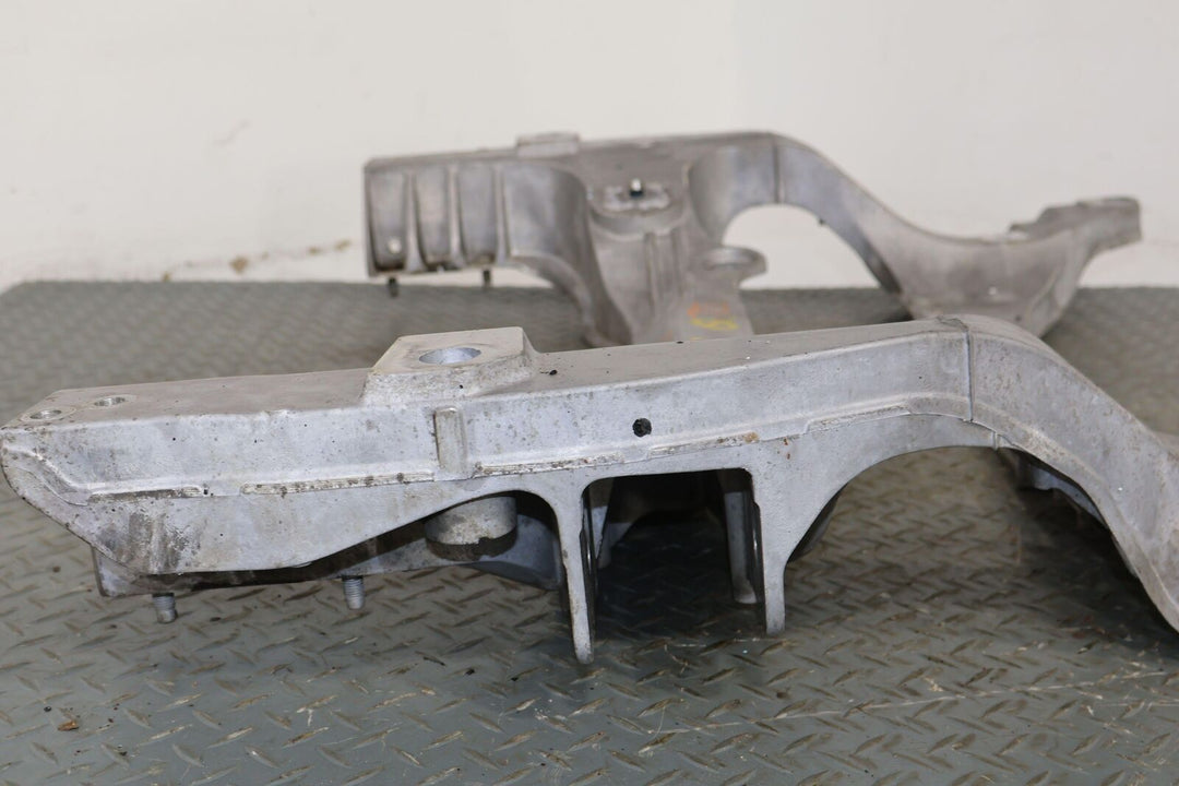 09-20 Nissan 370Z Z34 Front Bare Undercarriage Crossmember (157K Miles)