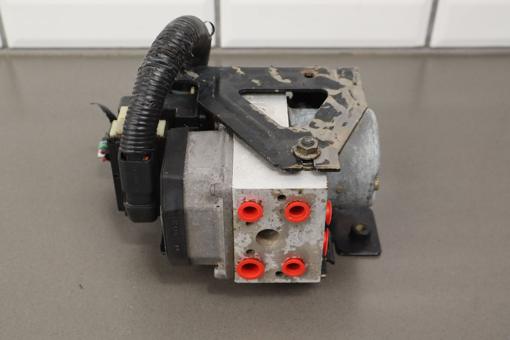 た*か様 ハマーAＢSアクチュエーター　　H2 03y〜 た*か様 ハマーABSアクチュエーター H2 03y〜 た*か様 ハマーABS