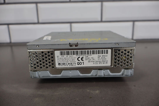 2007 Maybach 57 W240 Gateway Audio Amplifier Module A2118706889