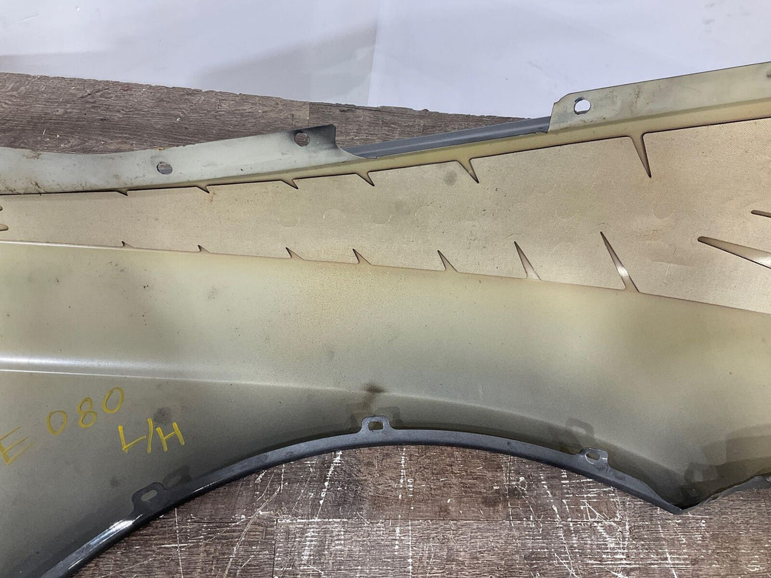 06-12 Bentley Flying Spur Left LH Front Fender Bare (Anthracite 9560114) Notes