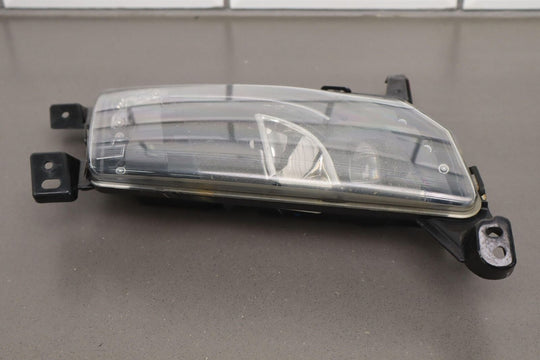 2021-2020 Tesla Model S Driver Left Fog Light 6005913-00-F (Damaged Tab)