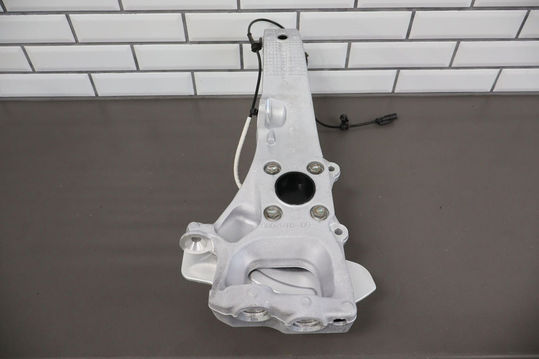 2012-2015 Tesla Model S AWD Front Right RH Spindle Knuckle WHub & Sensor (117K)