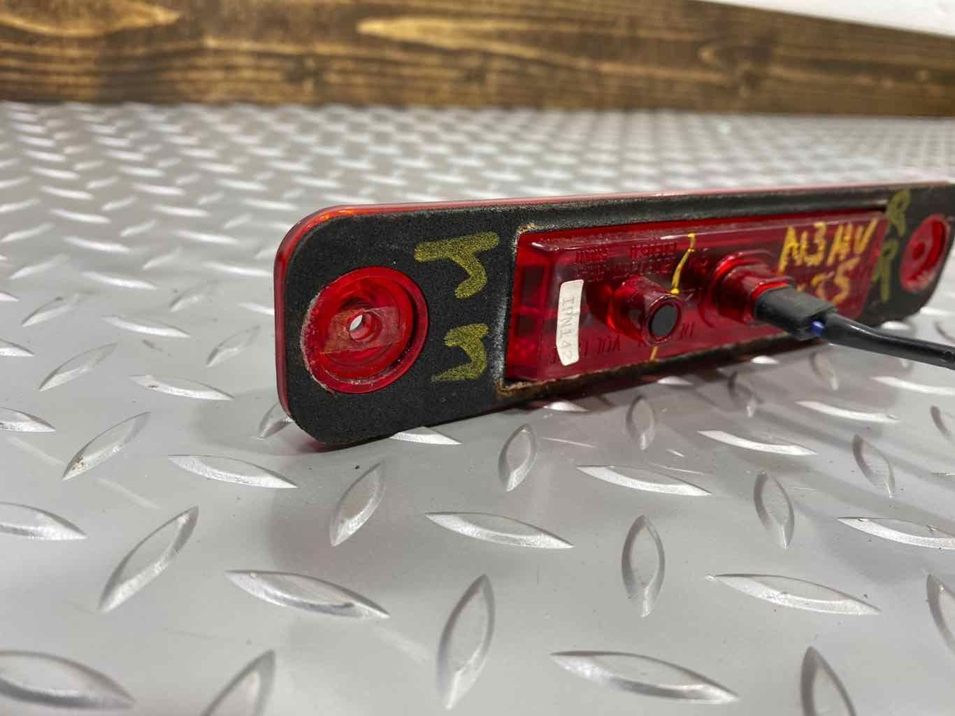 03-09 Hummer H2 Rear Right (Quarter Mount) Red LED Side Marker Light OEM Tested