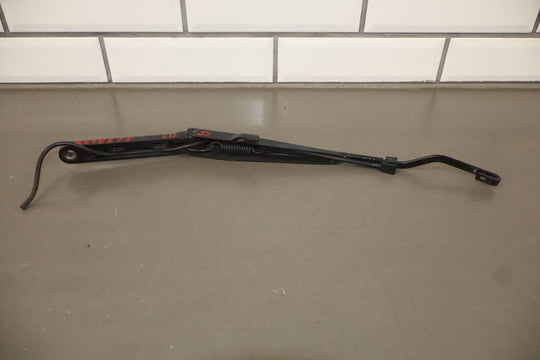 03-06 Chevy SSR Pair of LH & RH Wiper Arms