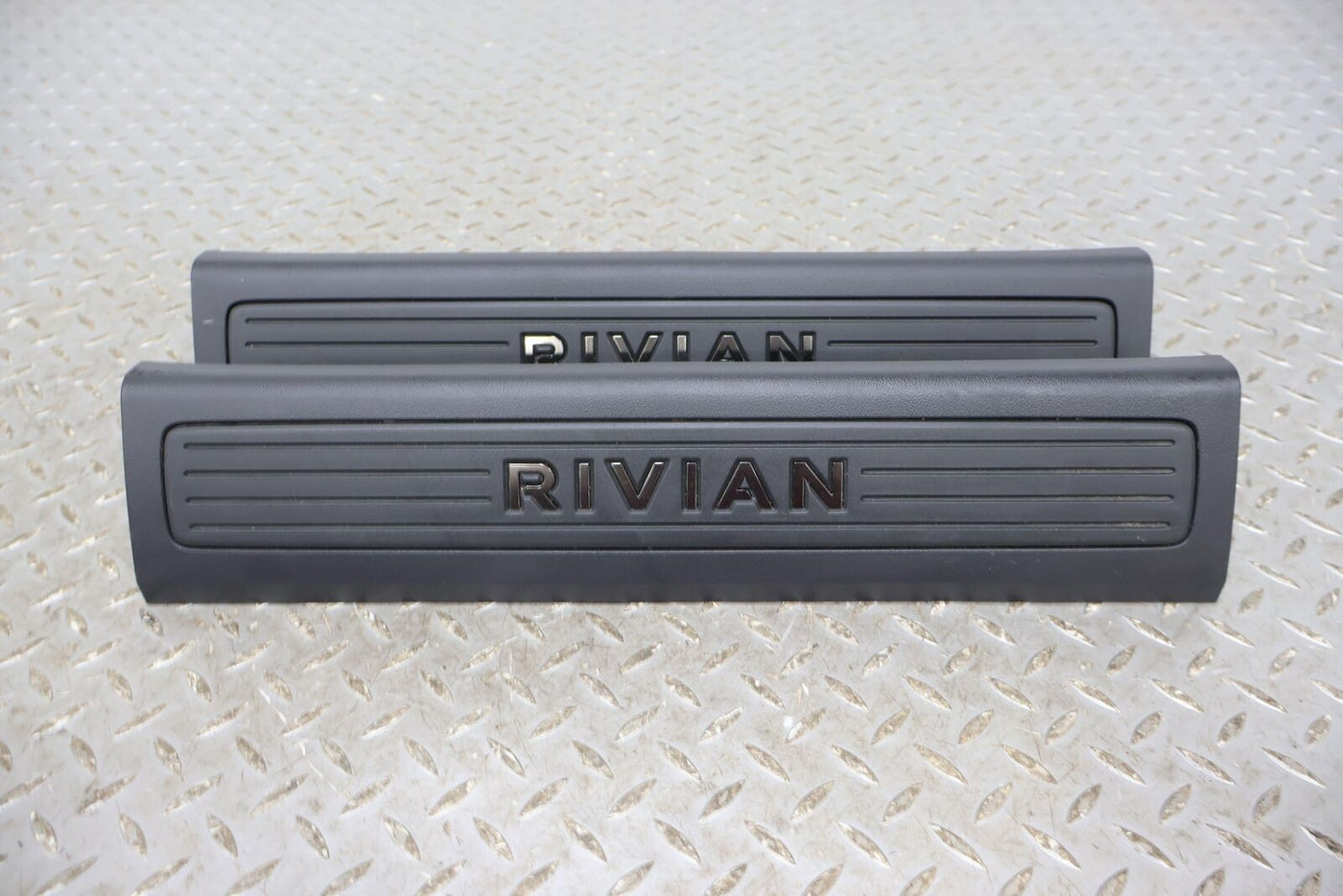 22-24 Rivian R1S LH&RH Front Interior Door Sill Entry Plates (Textured Black)