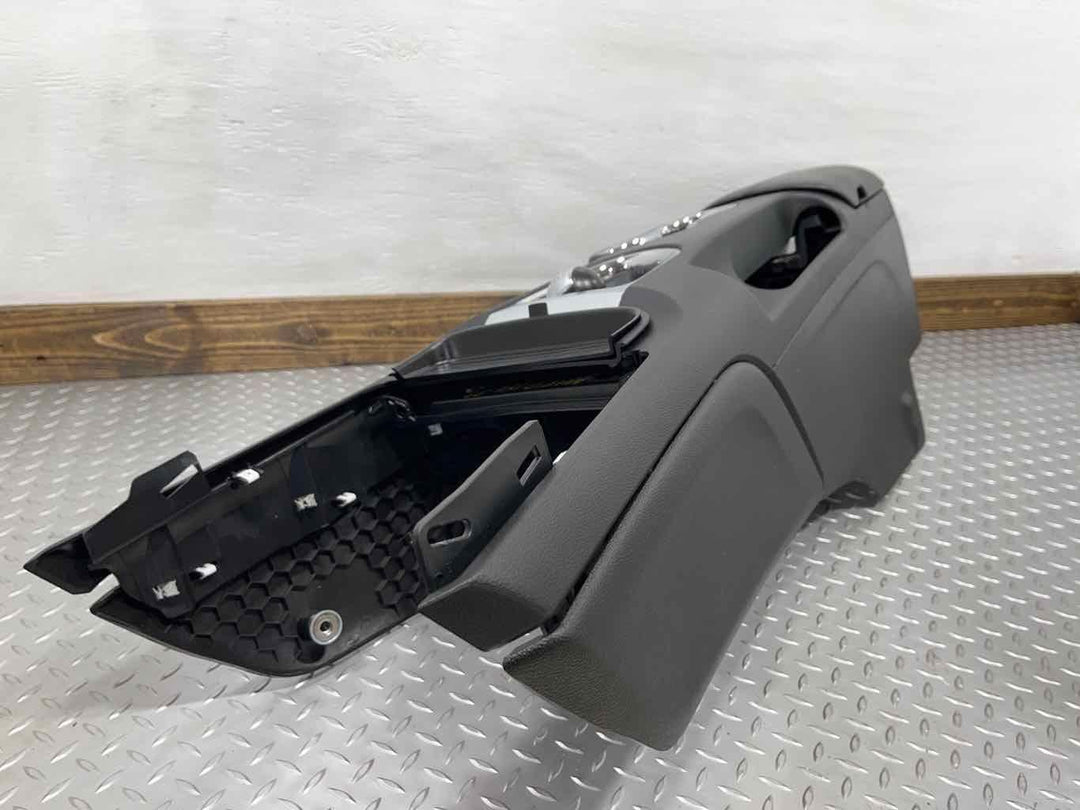 15-20 Mustang EcoBoost Front Center Floor Console W/Lid(Ebony 3CRZH)Manual Trans