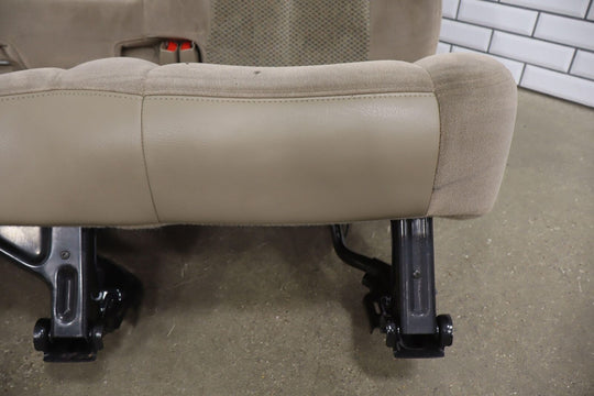 03-06 Chevy Tahoe 2nd Row Cloth Bench Seat (Tan) See Photos/Description