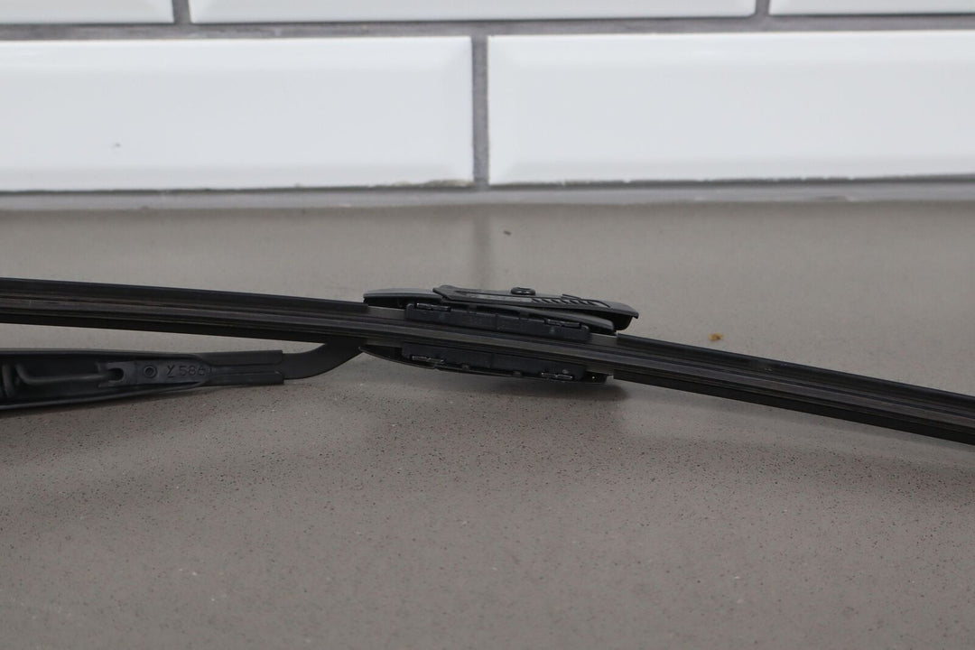 99-05 Mazda Miata NB Pair of LH&RH OEM Wiper Arms