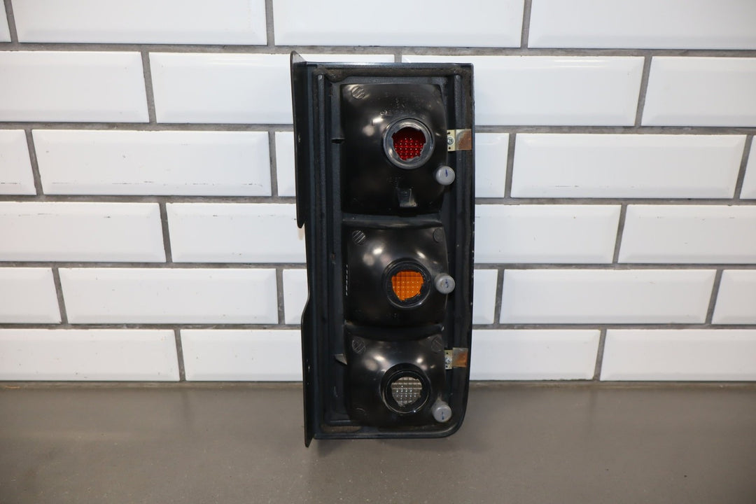 https://i.ebayimg.com/00/s/MTA2N1gxNjAw/z/shEAAeSwK4lp59W6/$_57.JPG?set_id=8800005007