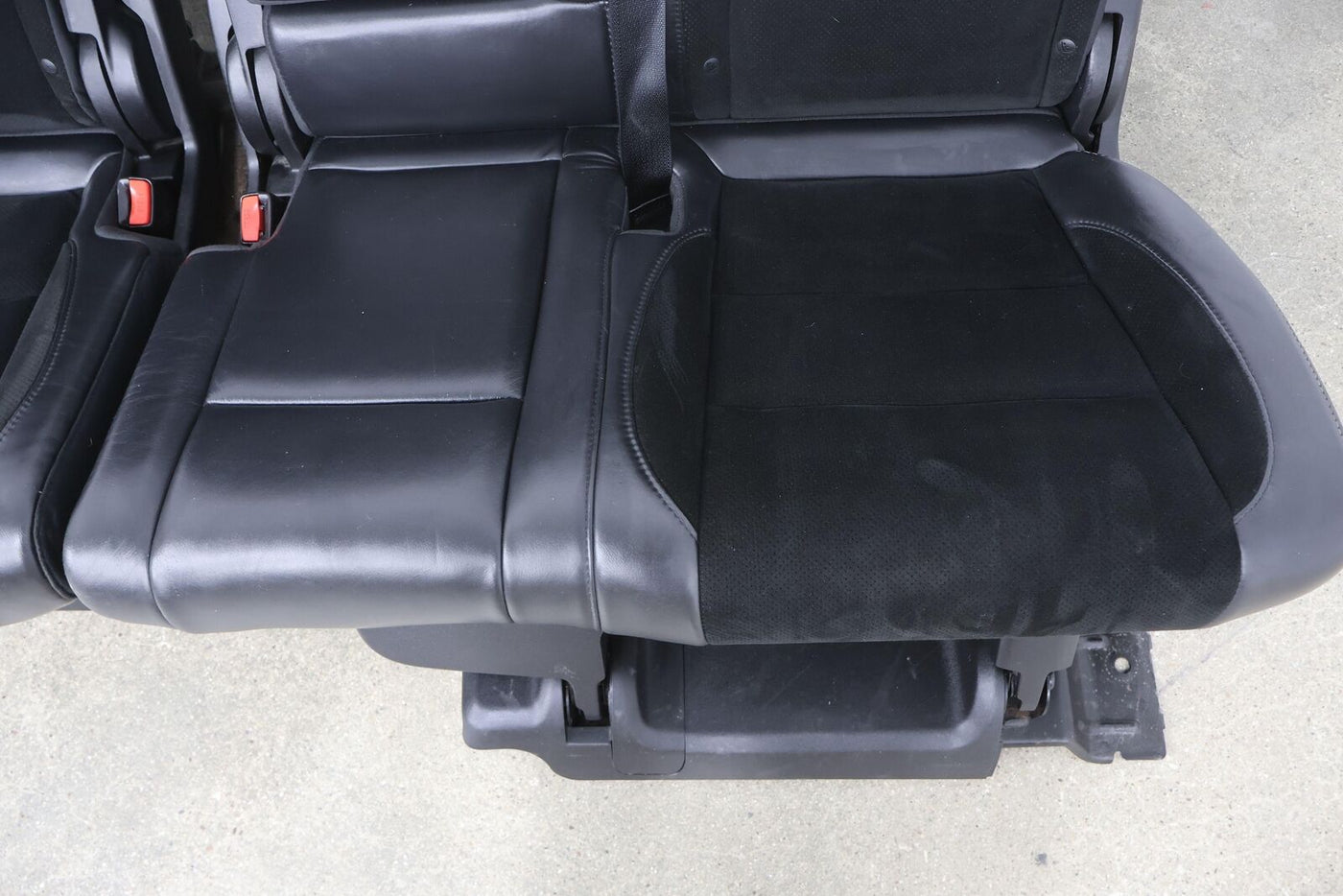 2015 Jeep Grand Cherokee SRT8 Leather/Alacantara Seat Set (Black) Heated/Cooled