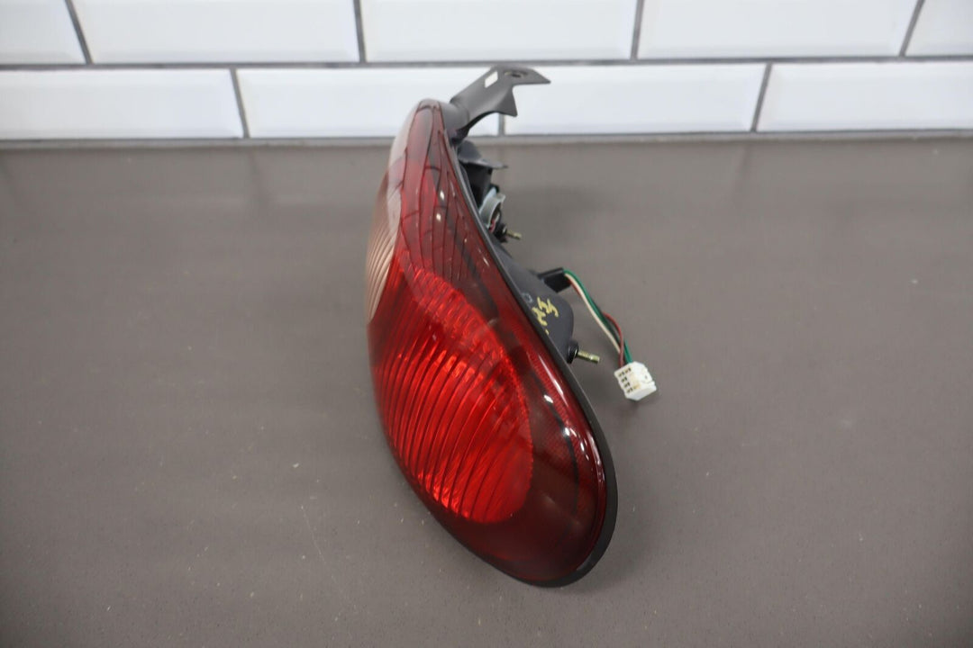 01-05 Mazda Miata NB RH Right Passenger OEM Tail Light