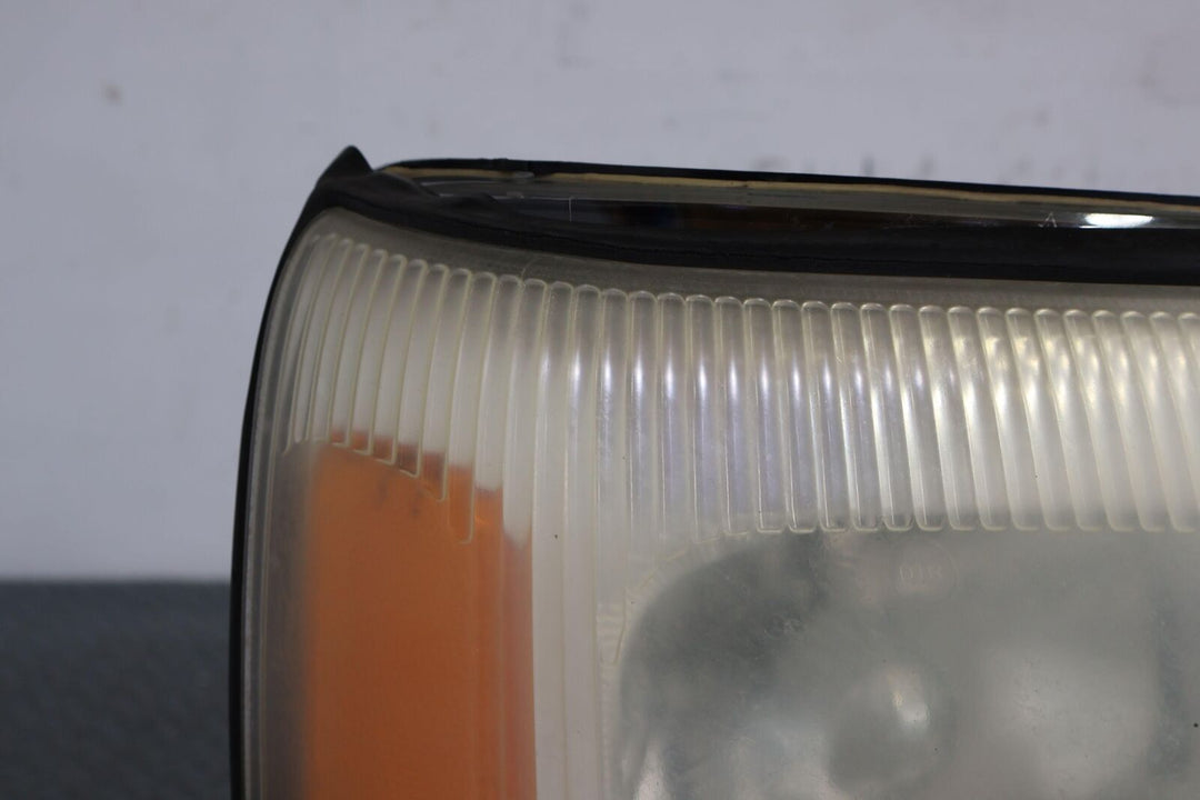 02-06 Cadillac Escalade Passenger Right RH HID Headlight Lamp (Tested) Hazy