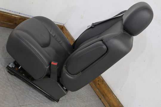 03-06 Chevy Avalanche Front Right Leather Power Seat (Dark Charcoal 692) Tested