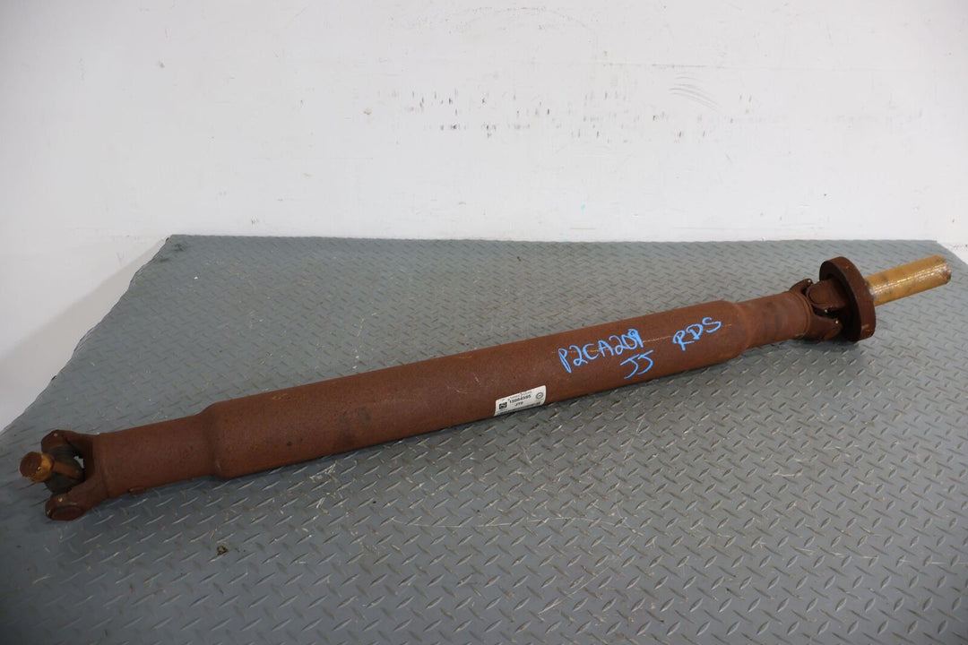 02-06 Cadillac Tahoe Yukon Escalade 4x4 Rear Driveshaft (132K Miles)