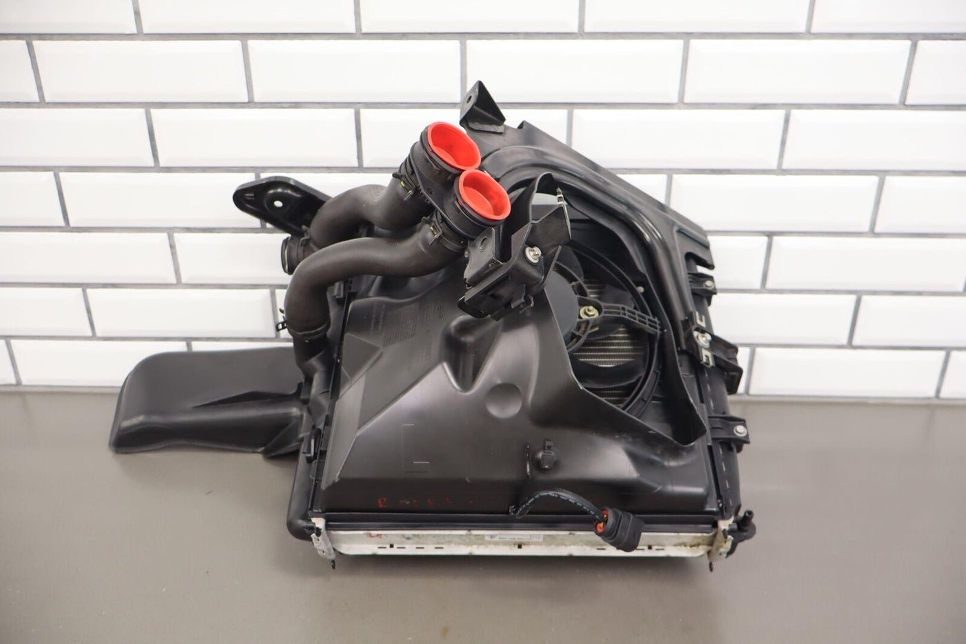 05-12 Porsche 911 997 Boxster Cayman Non Turbo Left LH Radiator W/ Cooling Fan