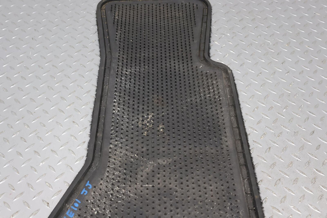 92-93 Chevy Corvette C4 Pair LH & RH Carpeted Cloth Floor Mats (Black 19i)