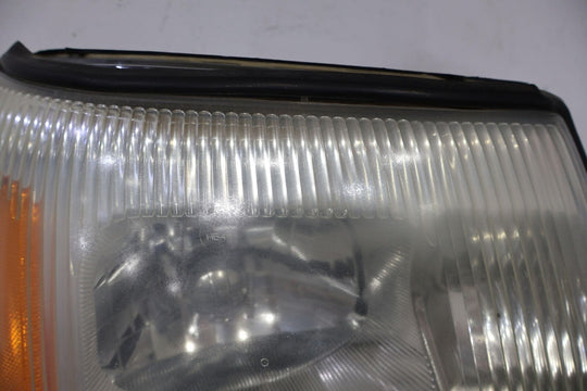 02-06 Cadillac Escalade Right RH Passenger Headlight Lamp (Tested) Hazy Lens