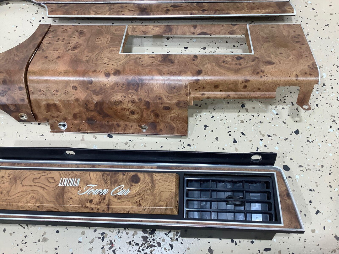 85-89 Lincoln Town Car Woodgrain Dash Trim Set (4PC)