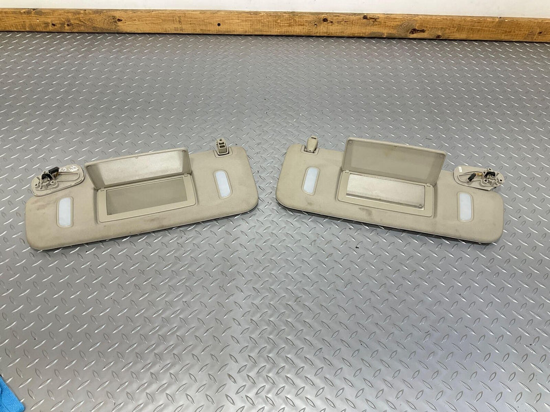 07-14 Cadillac Escalade Pair Illuminated Sun Visors LH & RH (Neutral) See Notes