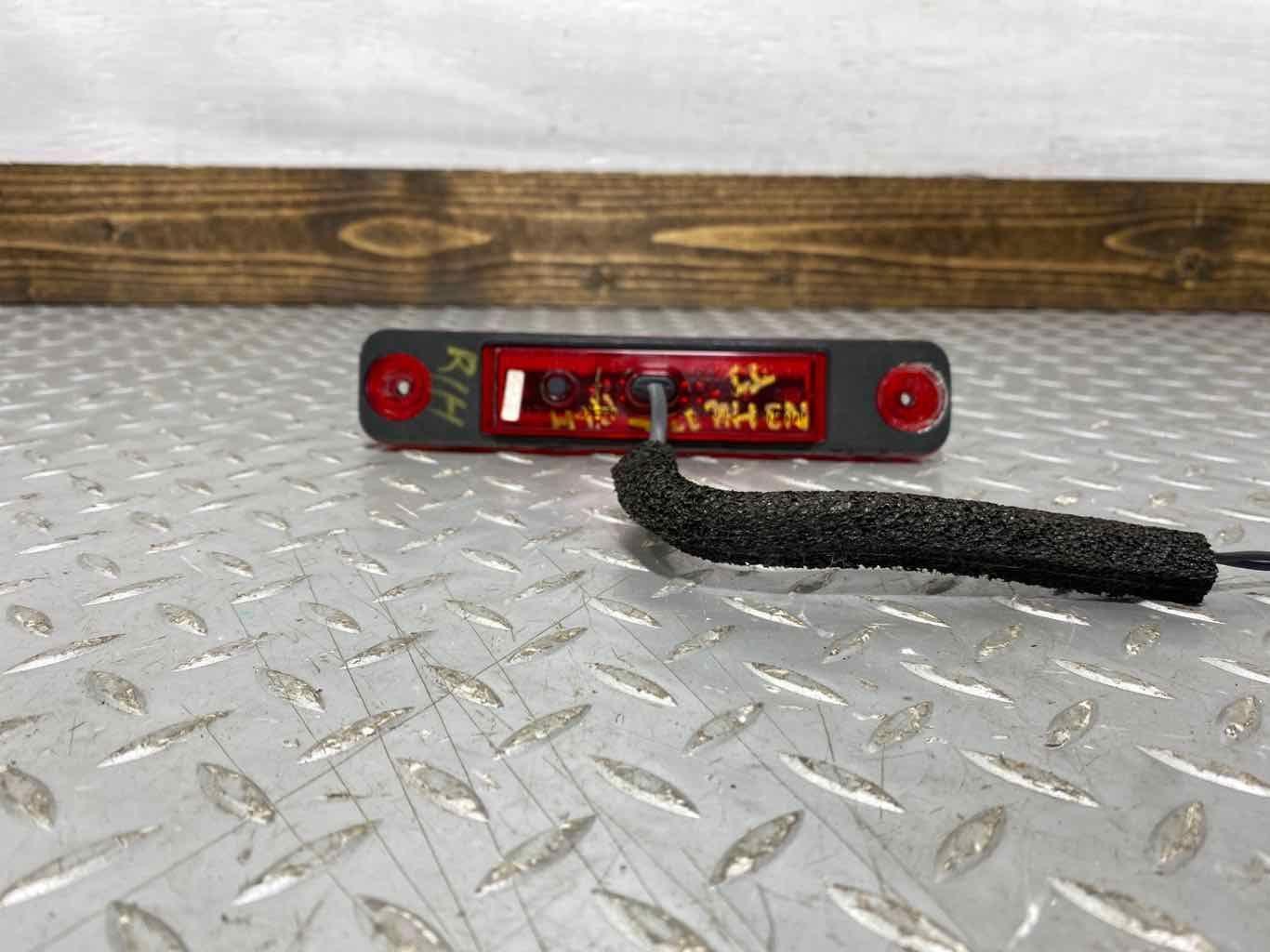 03-09 Hummer H2 Right RH Rear Red LED Side Marker Light / Lamp OEM (Tested)